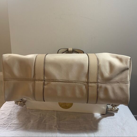 Henri Bendel Jetsetter Backpack/Bag - Large - Picture 10 of 15